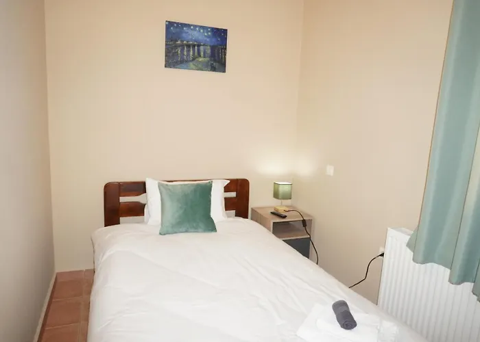 Papadakis Family - 2 Bedroom